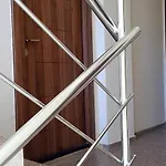 Apartament Sarah *