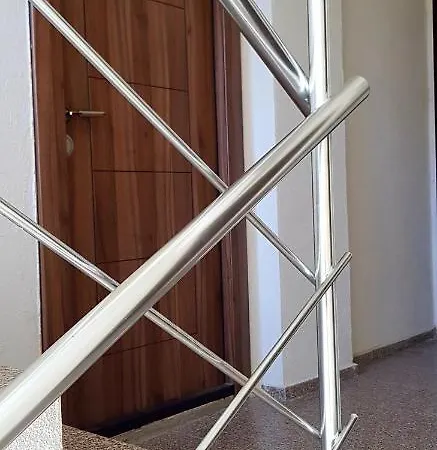 Apartman Sarah *
